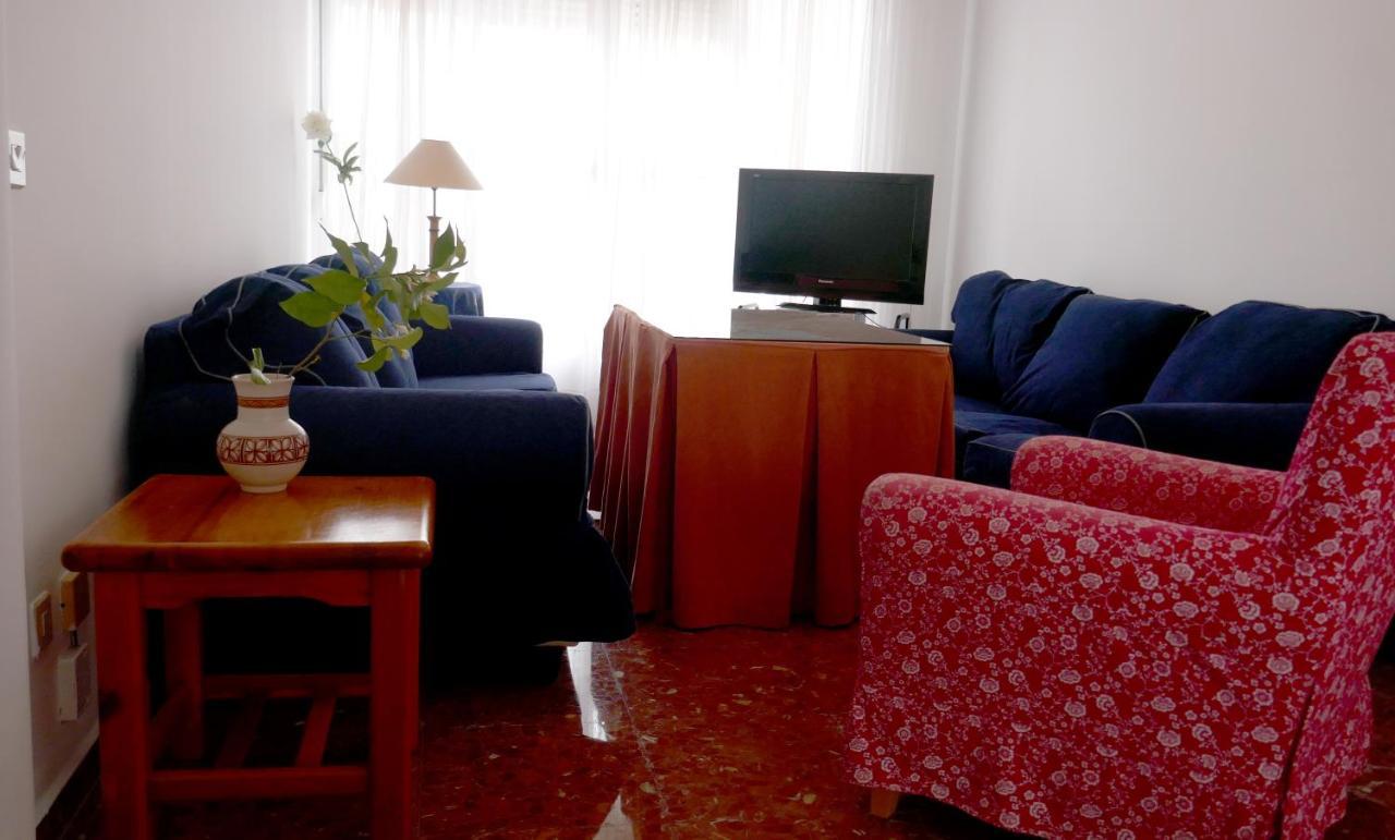 Casa Soleada En Calle Tranquila Sevilla Eksteriør billede