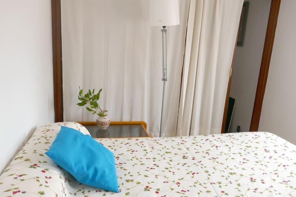 Casa Soleada En Calle Tranquila Sevilla Eksteriør billede